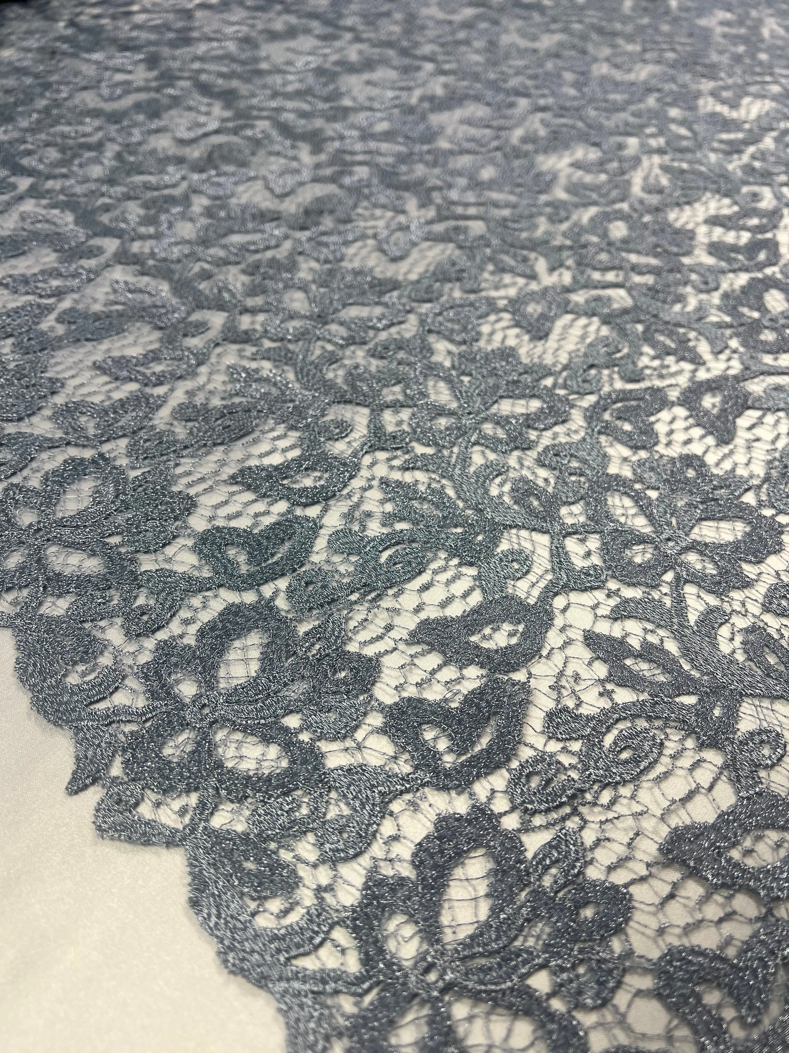 Evening Lace - Metallic Blue - 120cm