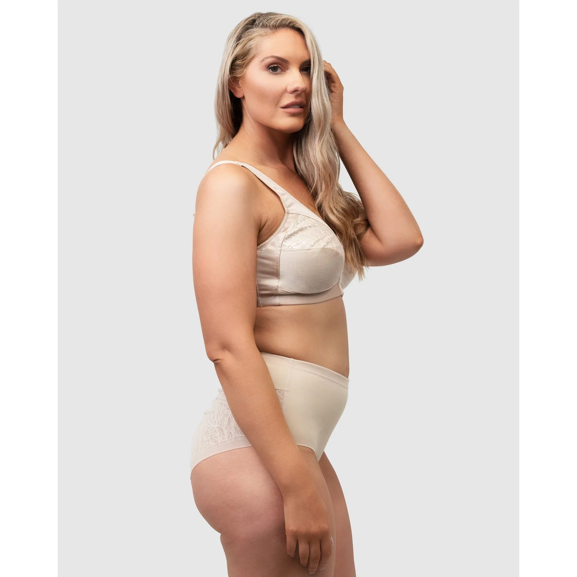 Firm Control Plus Size Wirefree Bra With Lace