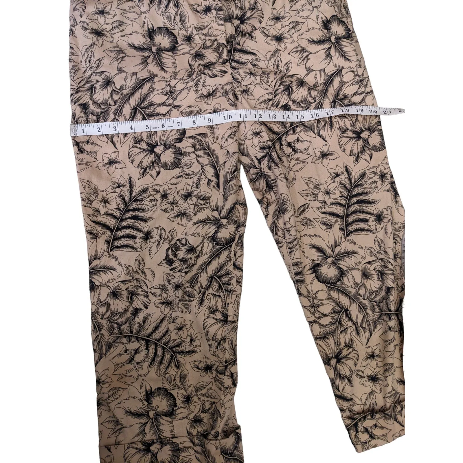 Rafaella Pants Womens Size  12 Floral Print Fashion Chic Trousers Cotton Spandex