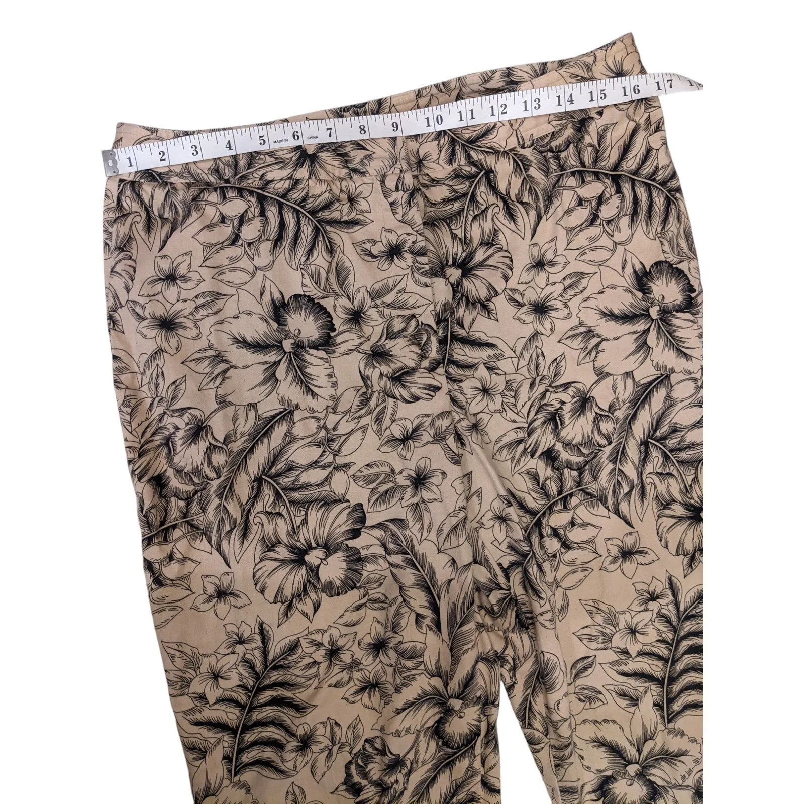 Rafaella Pants Womens Size  12 Floral Print Fashion Chic Trousers Cotton Spandex